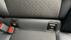 Nissan Juke 1.0 DiG-T N-Connecta 5dr DCT Petrol Hatchback